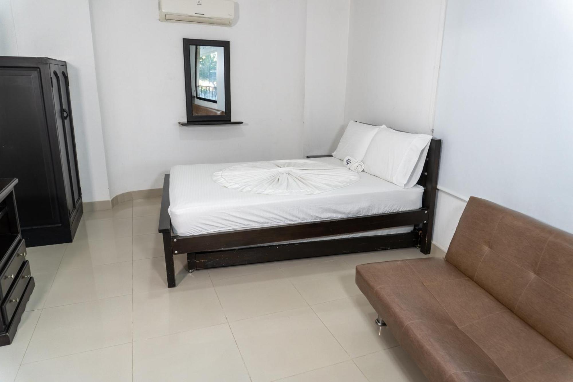 Aparta Hotel Roca Marina Santa Marta  Exteriör bild